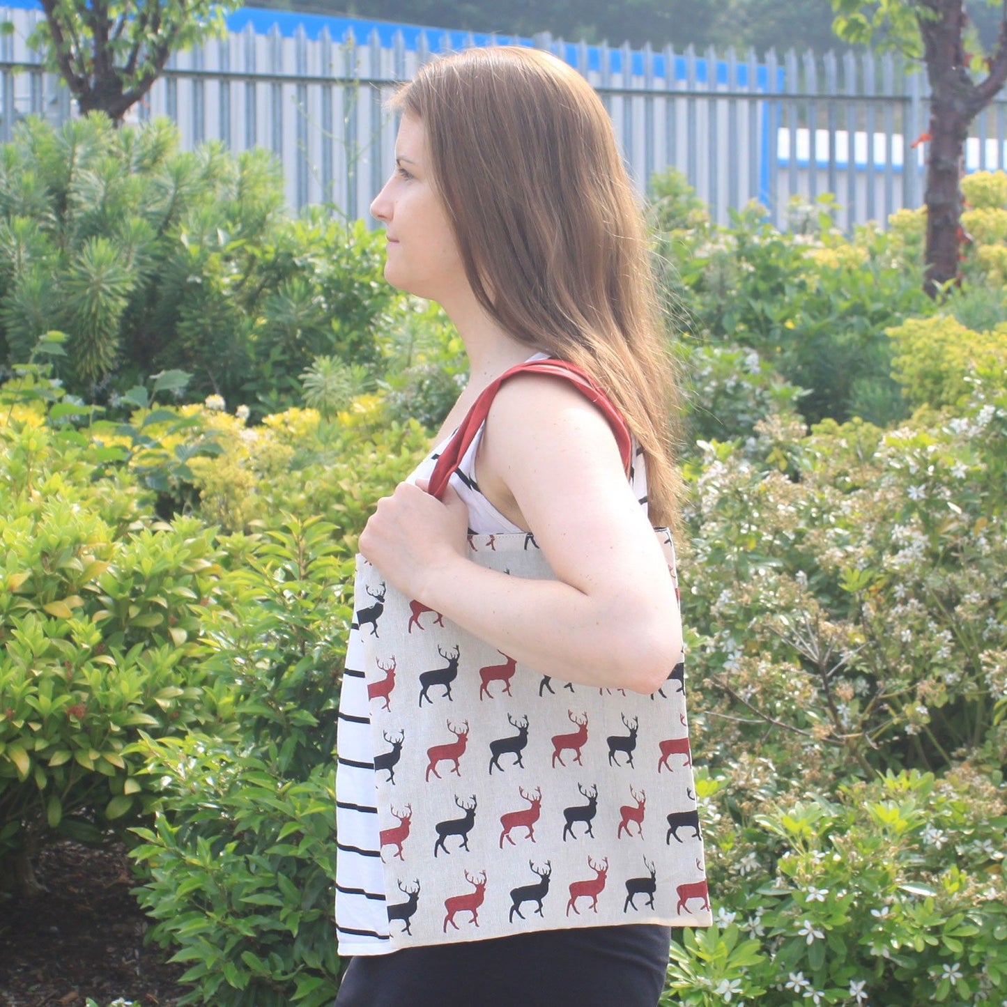 Med Tote Bag Reversible - Stag - Wine