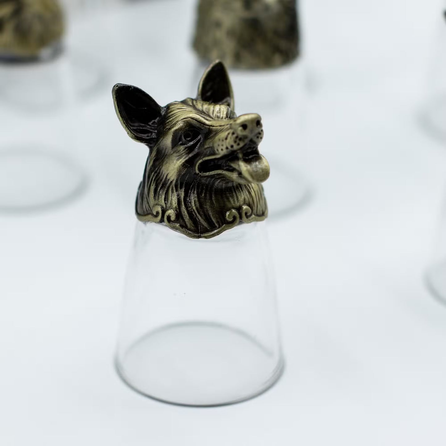 Coffret cadeau de 12 verres à shot (25 ml) - Forêt et créatures mystiques - Bronze antique