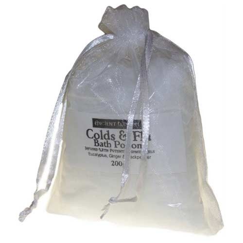 A 200g bag of aromatherapy bath salts infused with essential oils for seasonal wellness.