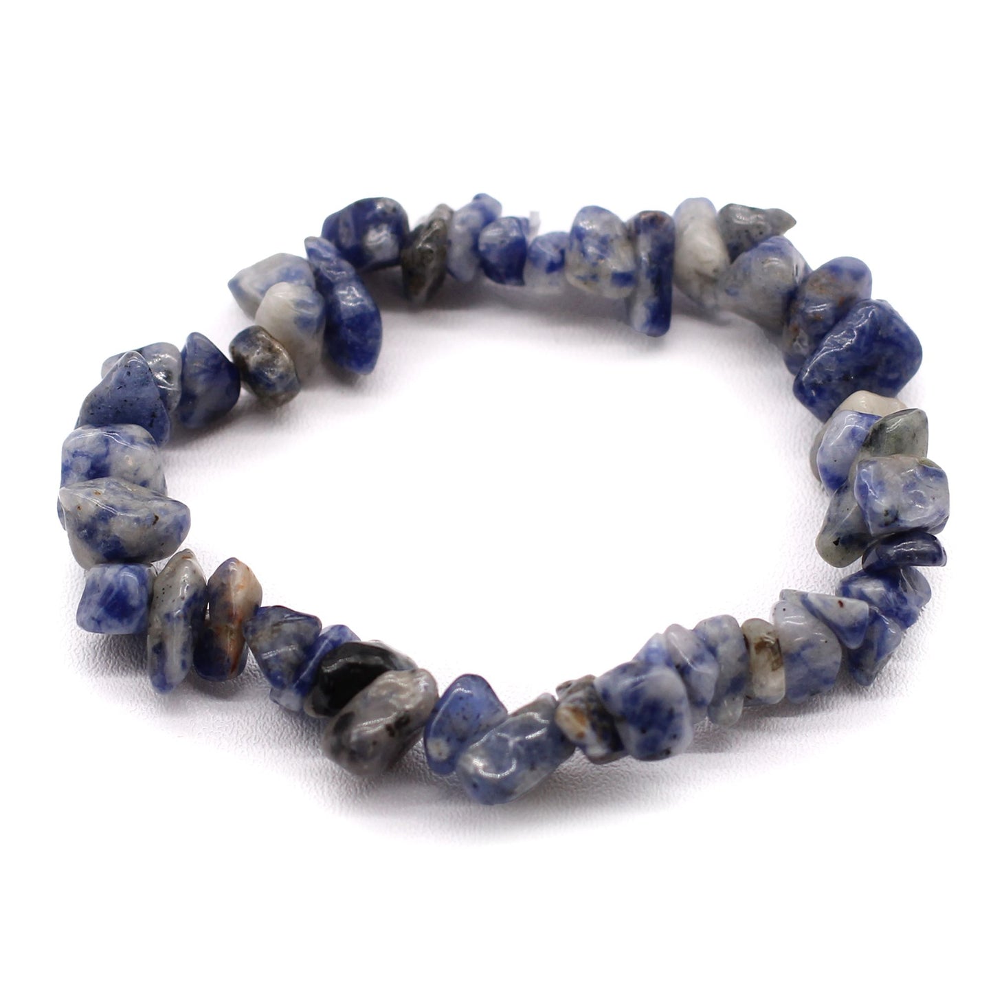 Stylish sodalite chipstone bracelet featuring polished blue and white gemstone chips on a flexible elastic band.