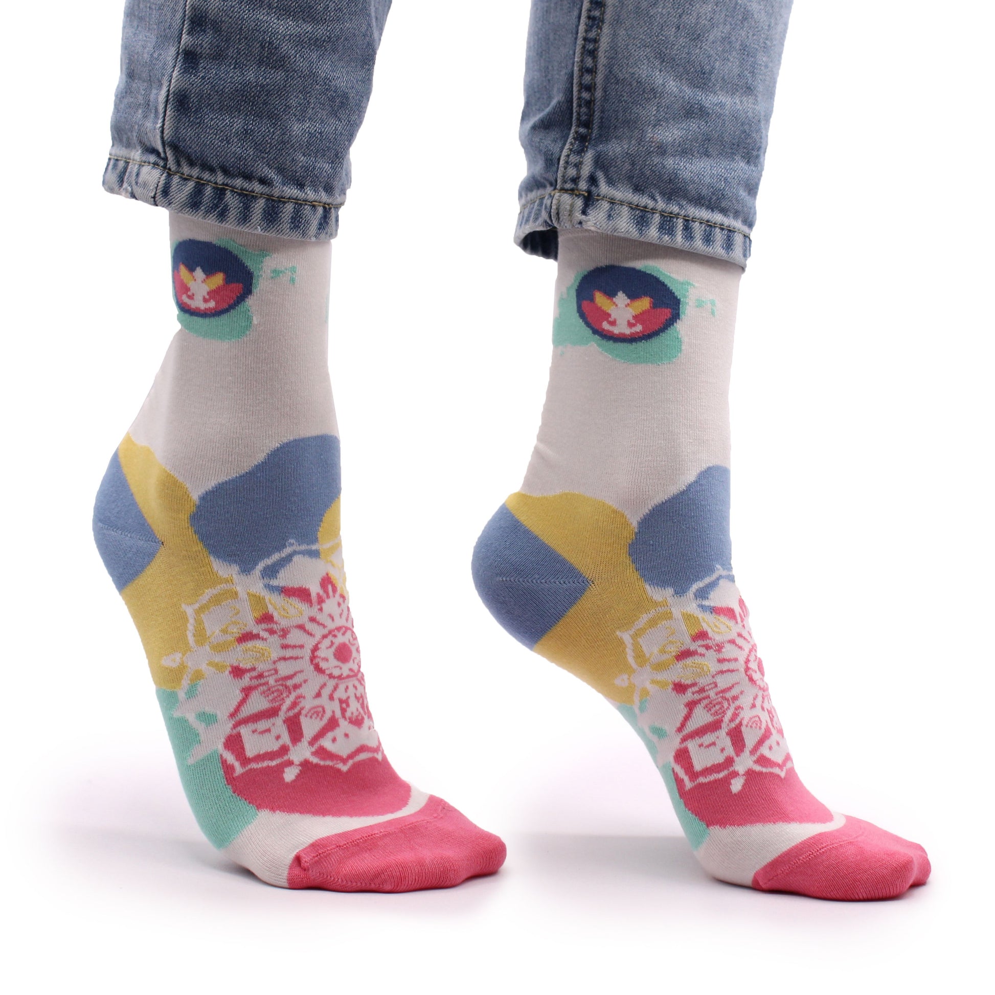 Soft bamboo socks featuring a peaceful meditation theme design in size small to medium.