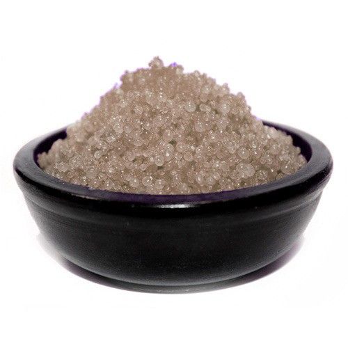 Small scented natural salt crystals with a rich sandalwood fragrance for use in oil burners.