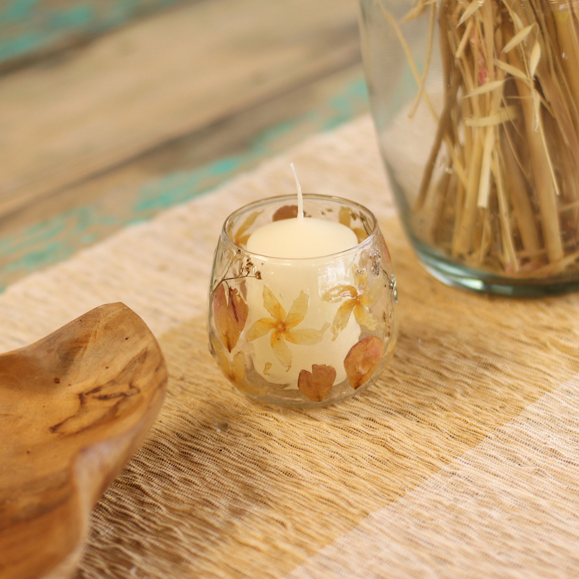 Handmade straight glass candle holder featuring delicate real pressed pink and cream flower petals.