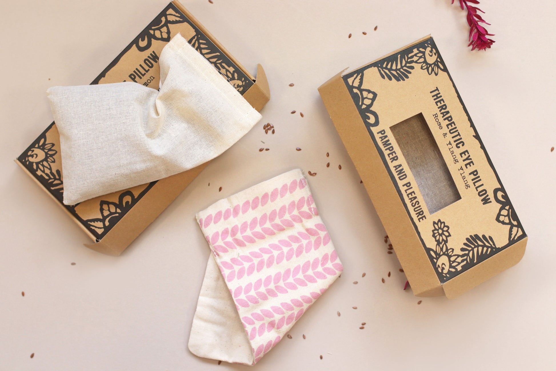 Agnes & Cat Eye Pillow - Pamper & Pleasure