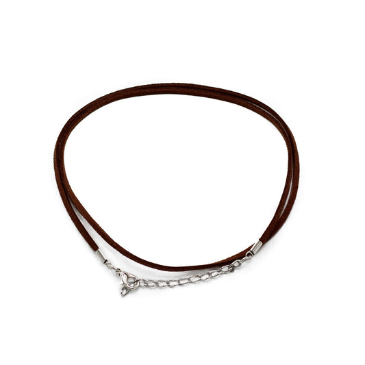 Close-up of a 2.5mm dark brown faux leather pendant cord with a smooth texture for jewellery making.
