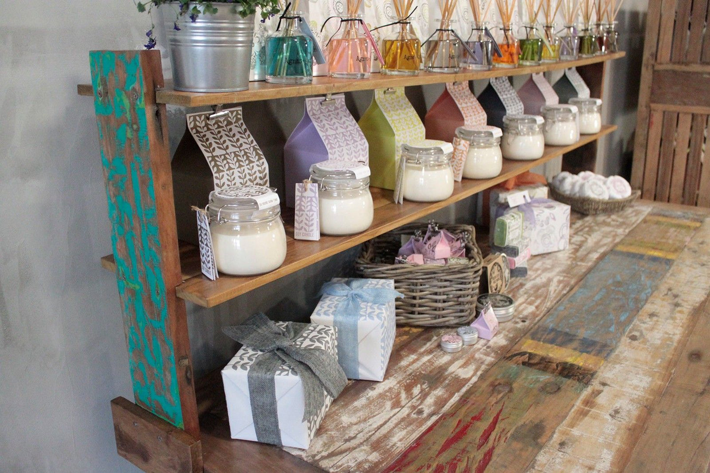 A&C 1.8m Standard Table with top shelf