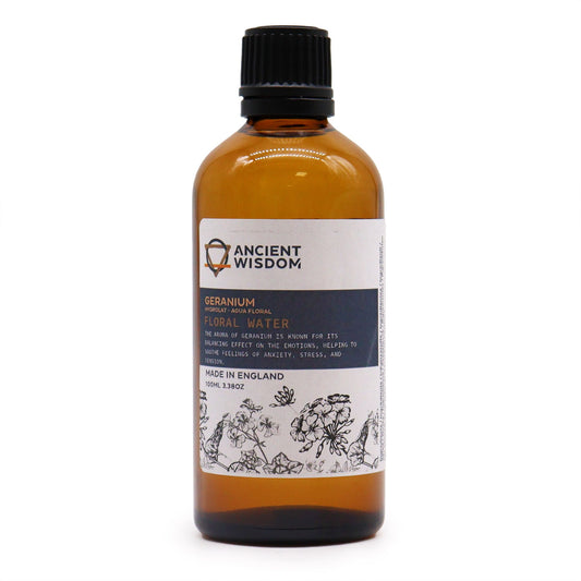 Clear 100ml bottle of geranium hydrolat floral water for skin toning and revitalisation.