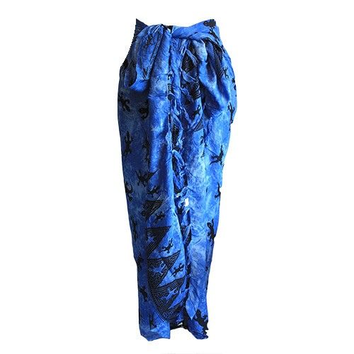Vibrant blue sarong featuring a traditional Bali gecko print design, displayed as a lightweight summer wrap.